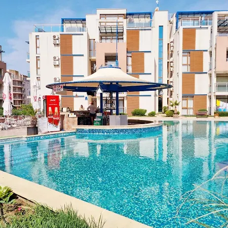 Apartment With Balcony 300m From Slantschew brjag